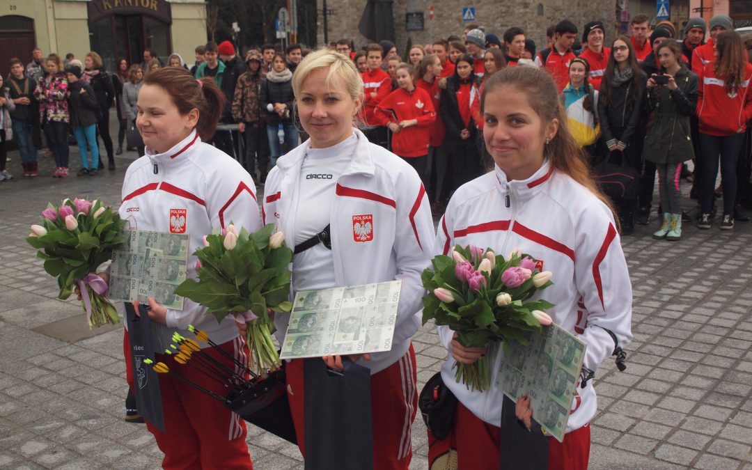 Powitanie „Złotek” na Rynku w Żywcu!