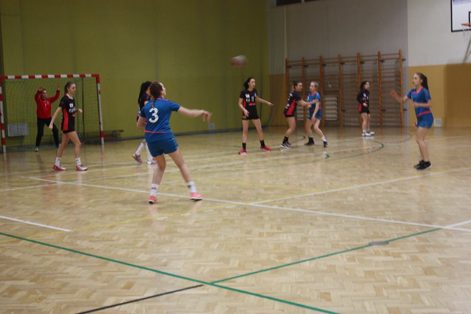 „Niebieskie” lepsze od Olimpijczyka